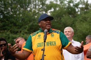 Gayton McKenzie, leier van die PA